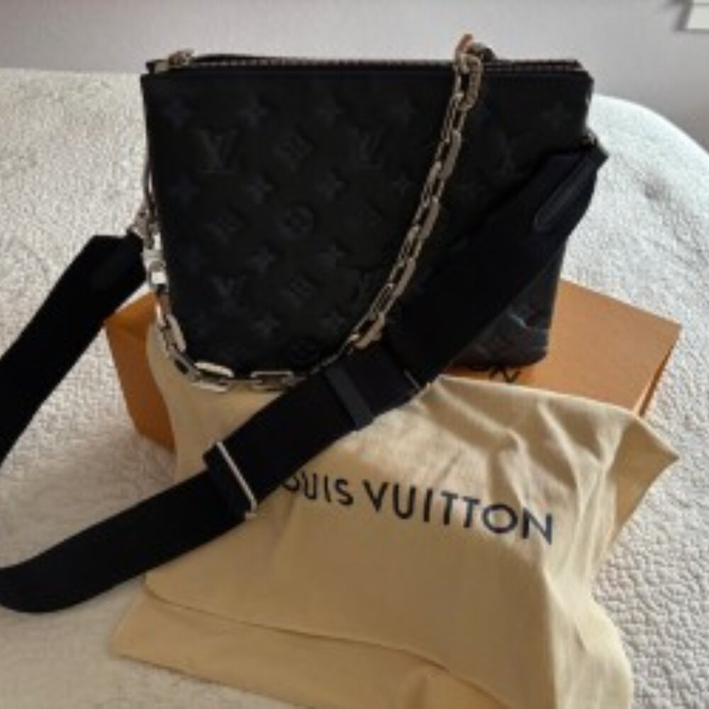 Louis Vuitton handbag, Coussin PM, #M23056, navy, 10.2 x 7.9 X 4.7 inches - Picture 5 of 5